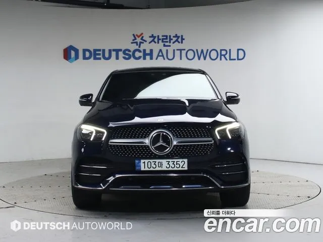 Mercedes-Benz GLE-Class 2021 — photo 1