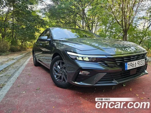 Hyundai AVANTE 2024 — photo 1
