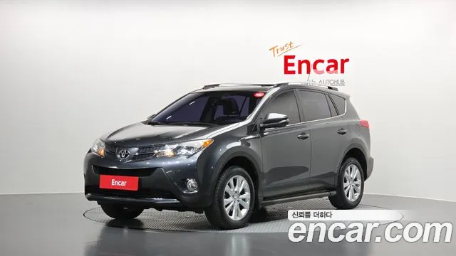 Toyota RAV4 2015 — photo 1