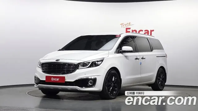 Kia Canival 2017 — photo 1
