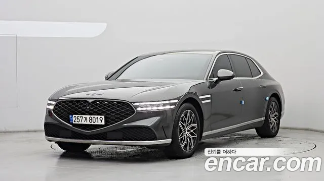 Genesis G90 2022 — photo 1