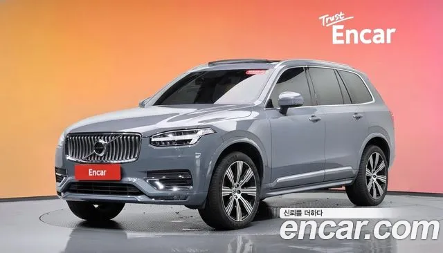 Volvo XC90 2021 — photo 1