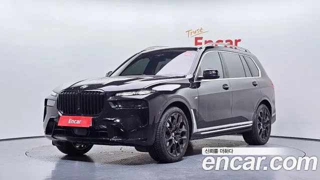 BMW X7 2026 — photo 1