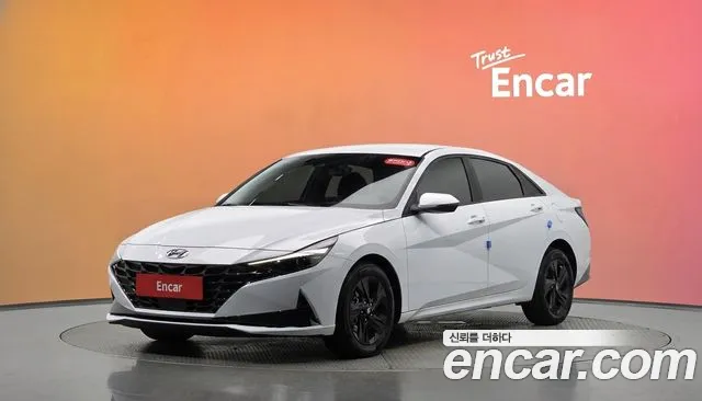 Hyundai AVANTE 2023 — photo 1