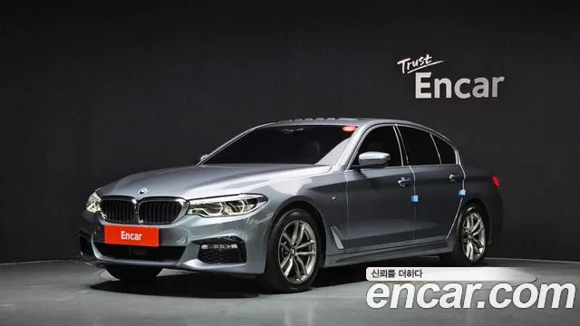 BMW 5-Series 2018 — photo 1