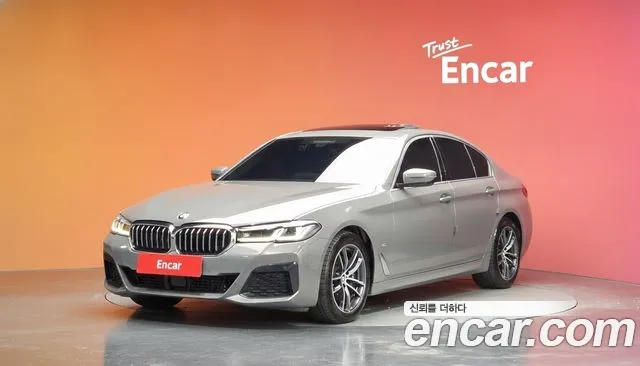 BMW 5-Series 2021 — photo 1