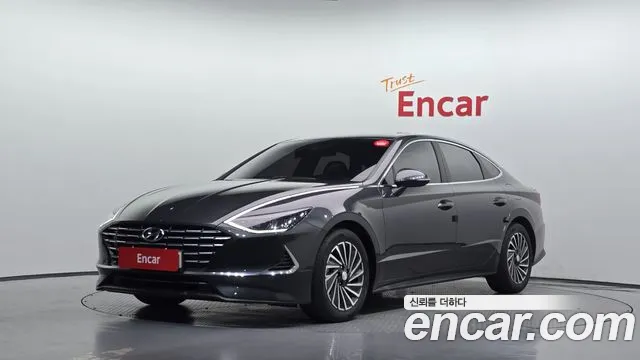 Hyundai Sonata 2022 — photo 1