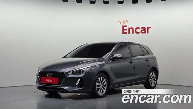 Hyundai i30 2019 — photo 1