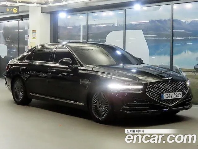 Genesis G90 2019 — photo 1