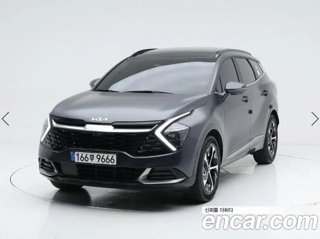 Kia Sportage 2023 — photo 1