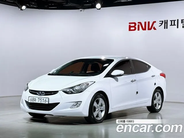 Hyundai AVANTE 2011 — photo 1