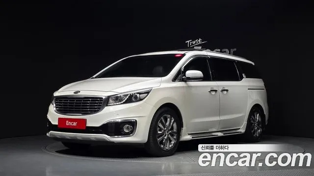 Kia Canival 2016 — photo 1