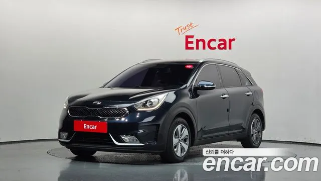 Kia Niro 2017 — photo 1
