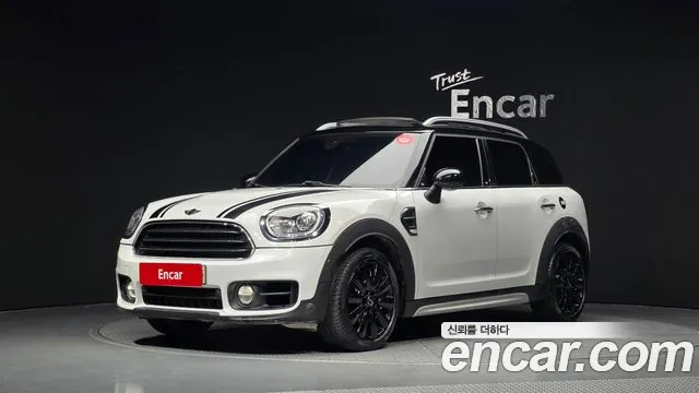 Mini Countryman 2018 — photo 1