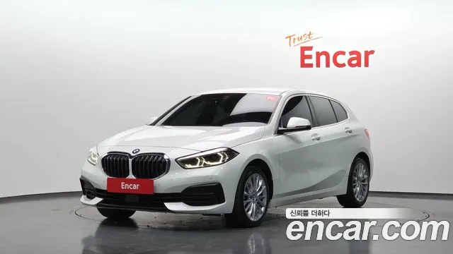 BMW 1-Series 2021 — photo 1