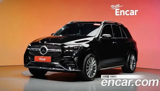 Mercedes-Benz GLE-Class 2023 — photo 1