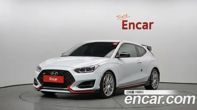 Hyundai Veloster 2019 — photo 1