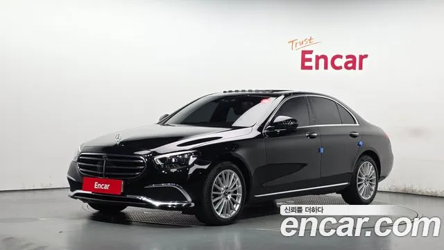 Mercedes-Benz E-Class 2022 — photo 1