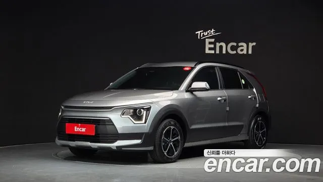 Kia Niro 2024 — photo 1