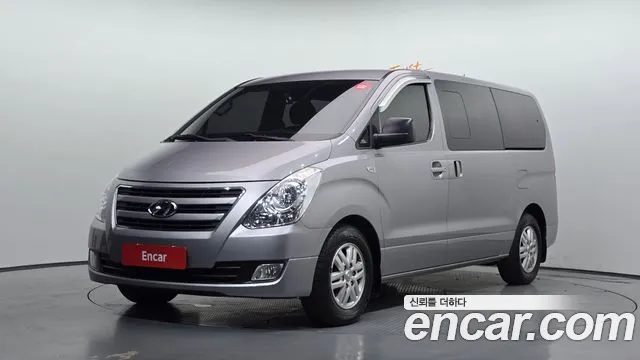 Hyundai Starex 2016 — photo 1
