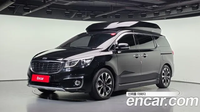 Kia Canival 2016 — photo 1
