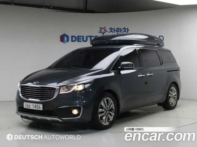 Kia Canival 2015 — photo 1