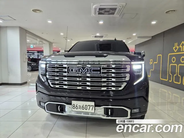 GMC Sierra 2025 — photo 1