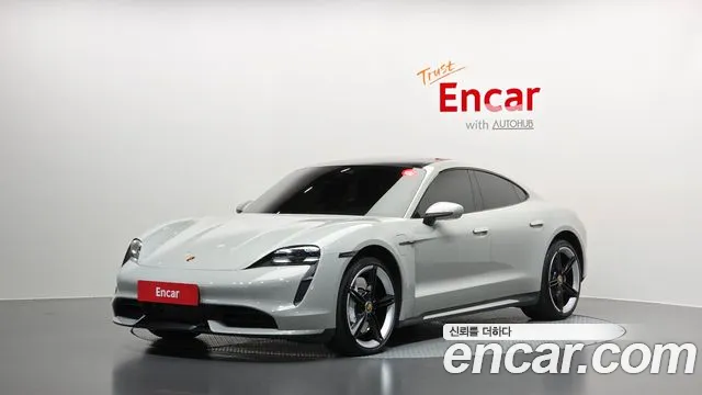 Porsche Taycan 2023 — photo 1