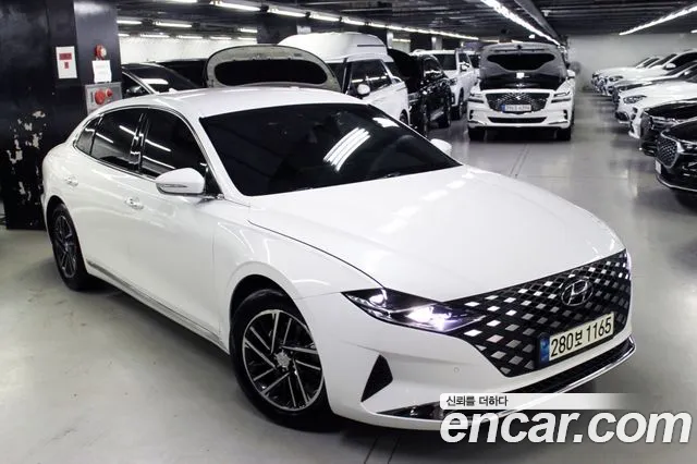 Hyundai Grandeur 2021 — photo 1
