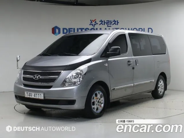 Hyundai Starex 2012 — photo 1