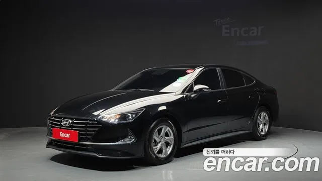 Hyundai Sonata 2022 — photo 1