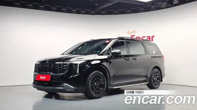 Kia Canival 2024 — photo 1