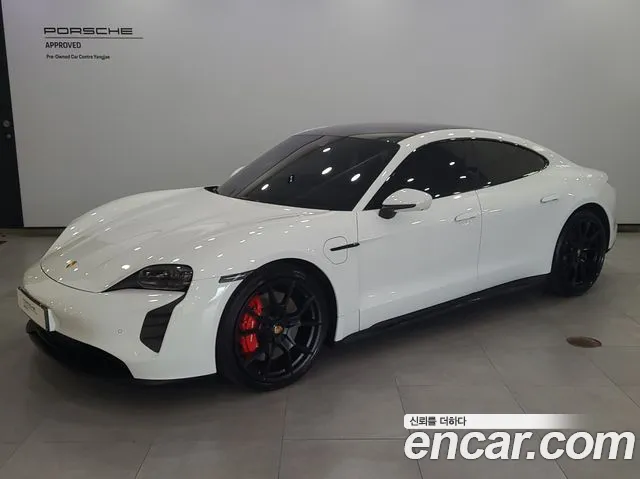 Porsche Taycan 2024 — photo 1
