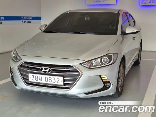 Hyundai AVANTE 2016 — photo 1