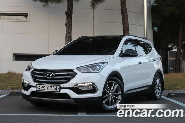Hyundai Santafe 2016 — photo 1