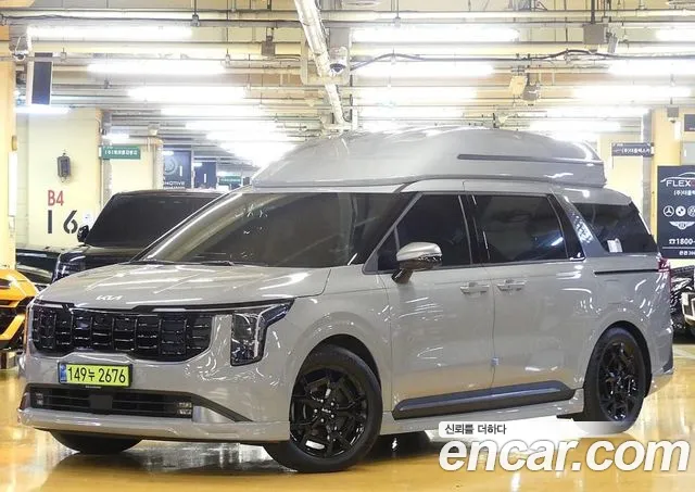 Kia Canival 2025 — photo 1