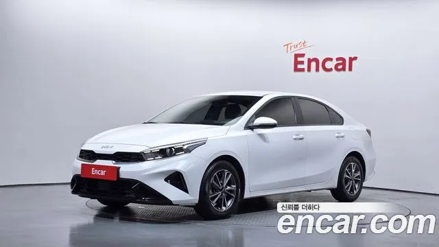 Kia K3 2023 — photo 1