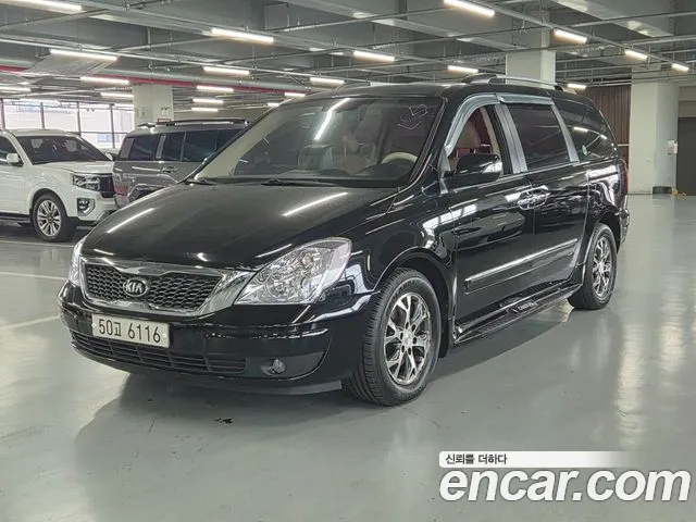 Kia Canival 2014 — photo 1