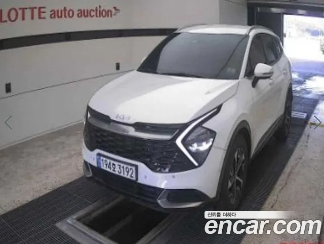 Kia Sportage 2023 — photo 1