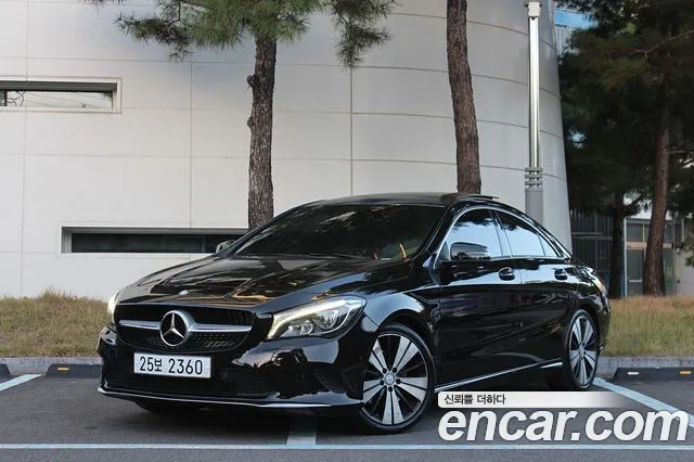 Mercedes-Benz CLA-Class 2017 — photo 1