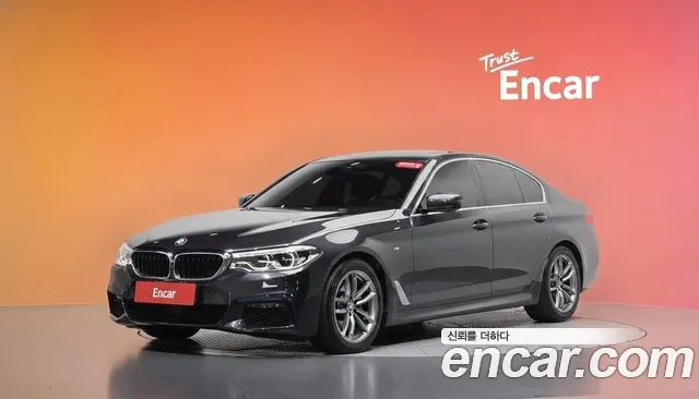 BMW 5-Series 2020 — photo 1