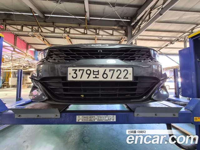 Kia K5 2023 — photo 1
