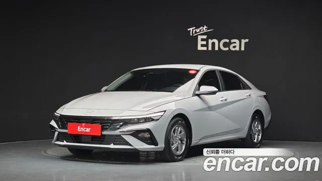 Hyundai AVANTE 2026 — photo 1
