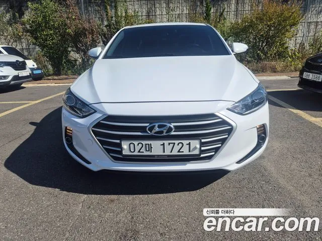 Hyundai AVANTE 2018 — photo 1