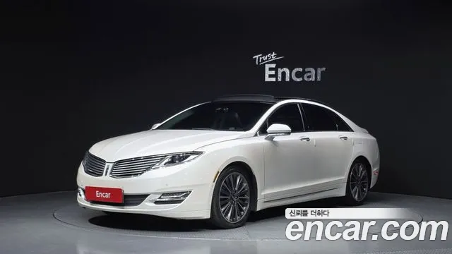 Lincoln MKZ 2015 — photo 1