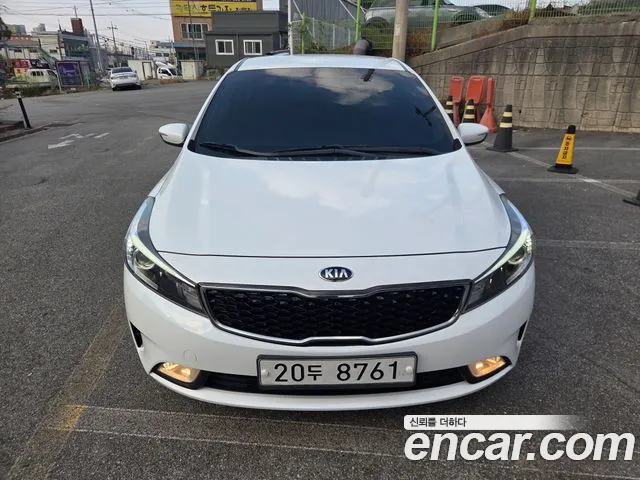 Kia K3 2017 — photo 1