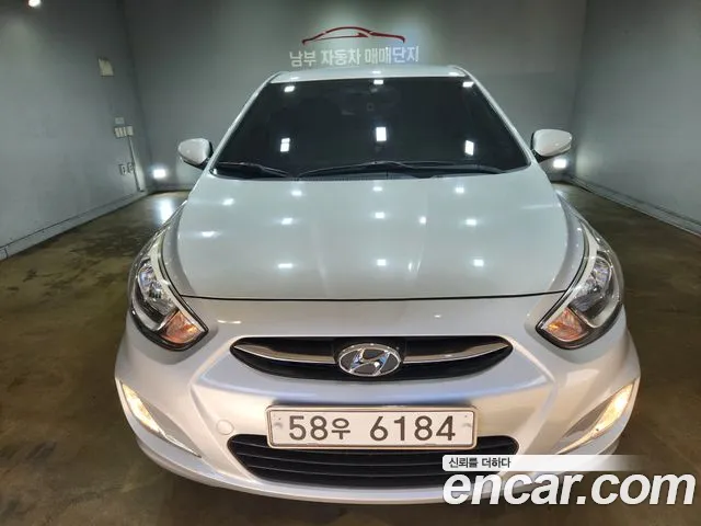Hyundai Accent 2016 — photo 1