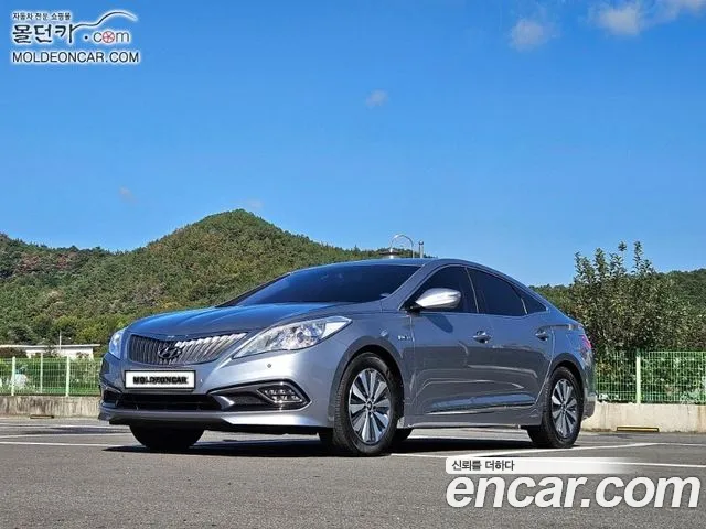 Hyundai Grandeur 2016 — photo 1
