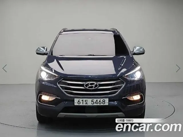 Hyundai Santafe 2018 — photo 1