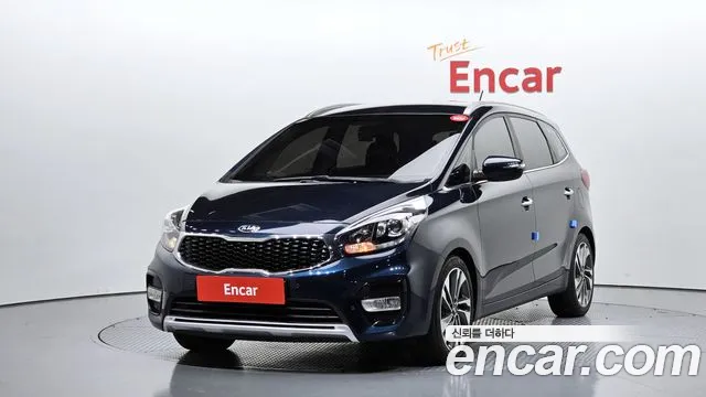 Kia Carens 2017 — photo 1